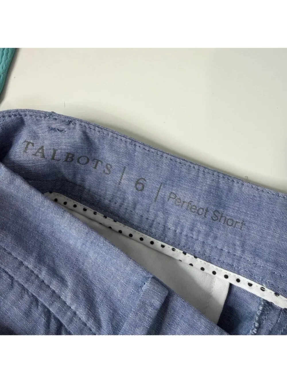 TALBOTS chambray perfect shorts size 6